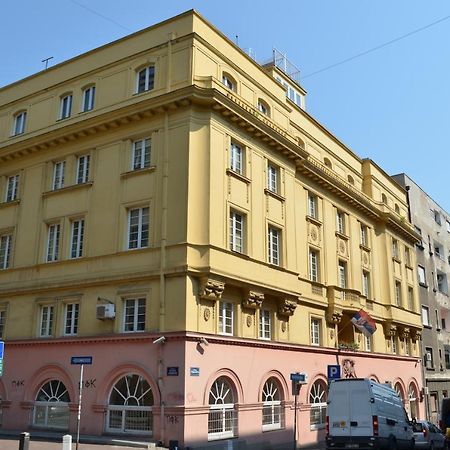 Petar Drapsin Hostel Beograd Eksteriør bilde