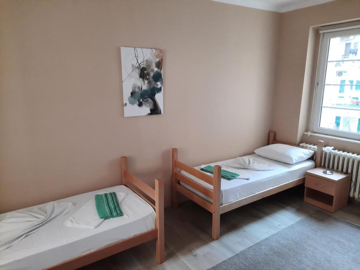 Petar Drapsin Hostel Beograd Eksteriør bilde